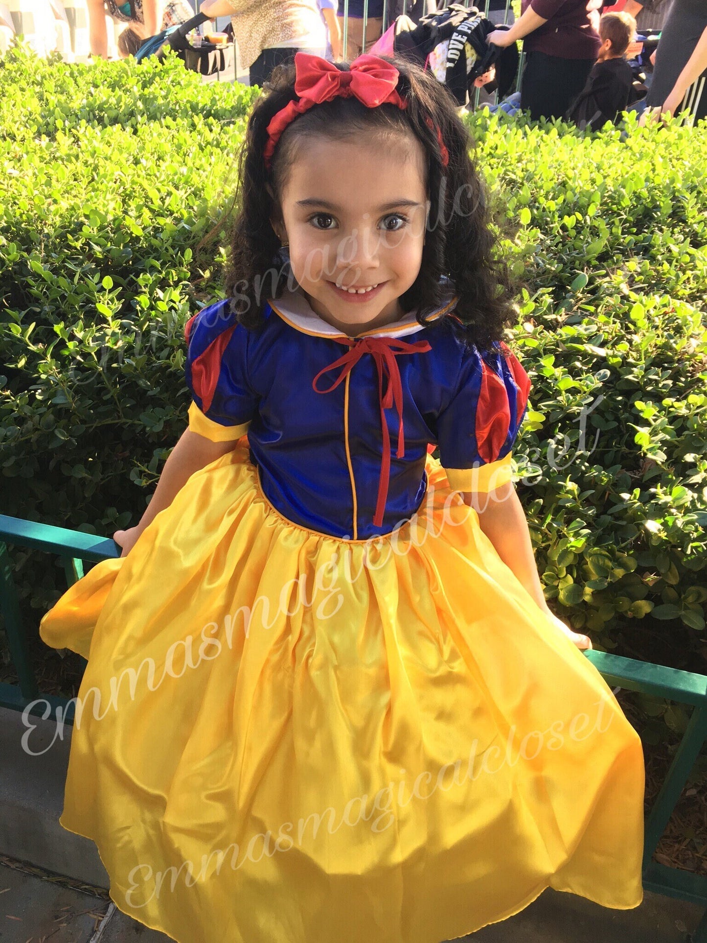 Emma's Magical Dream, Fairest Princess dress with yellow skirt with crinoline underneath, blue bodice, and white collar. Red headband included